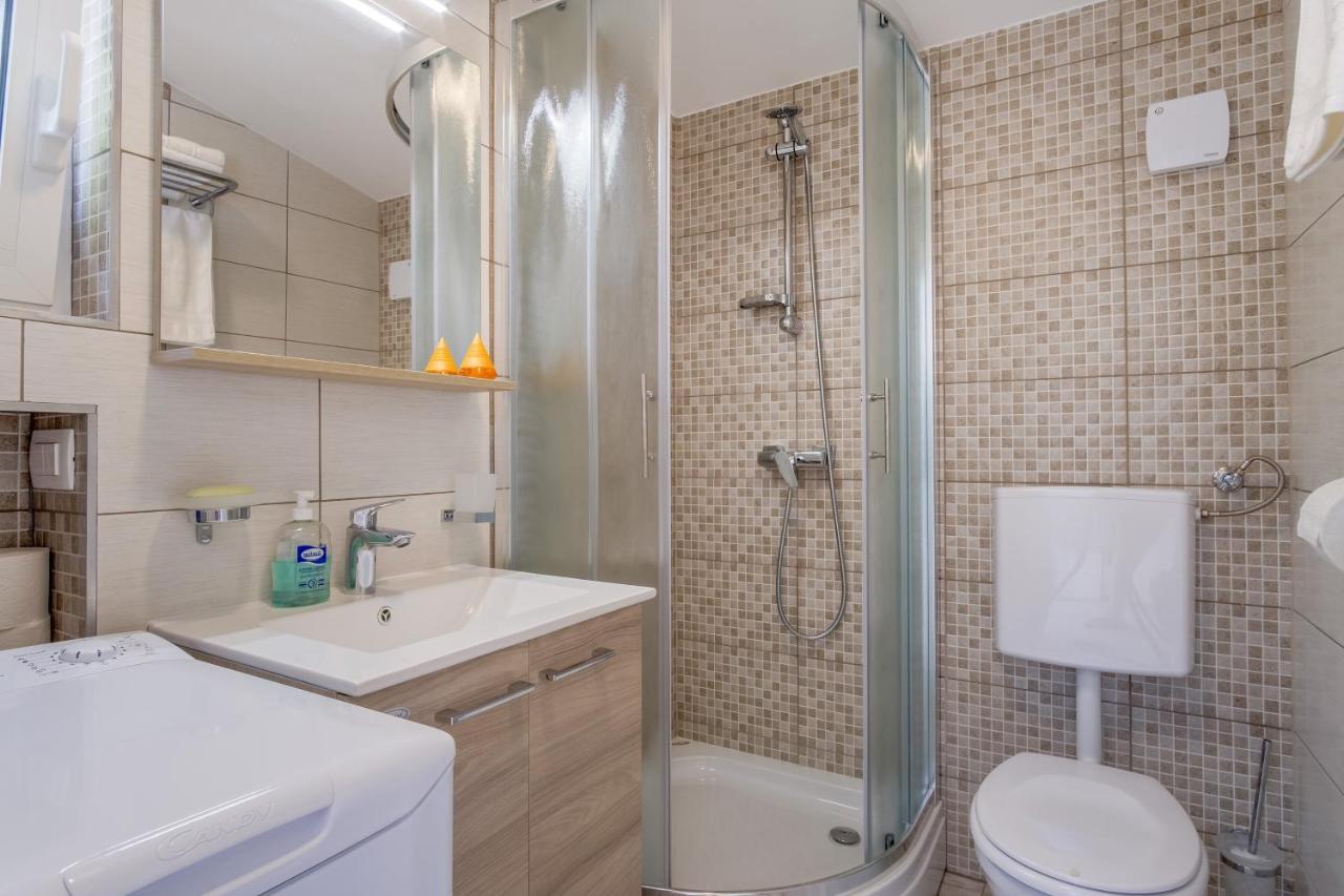 Lotta Apartment Nerezine Bagian luar foto